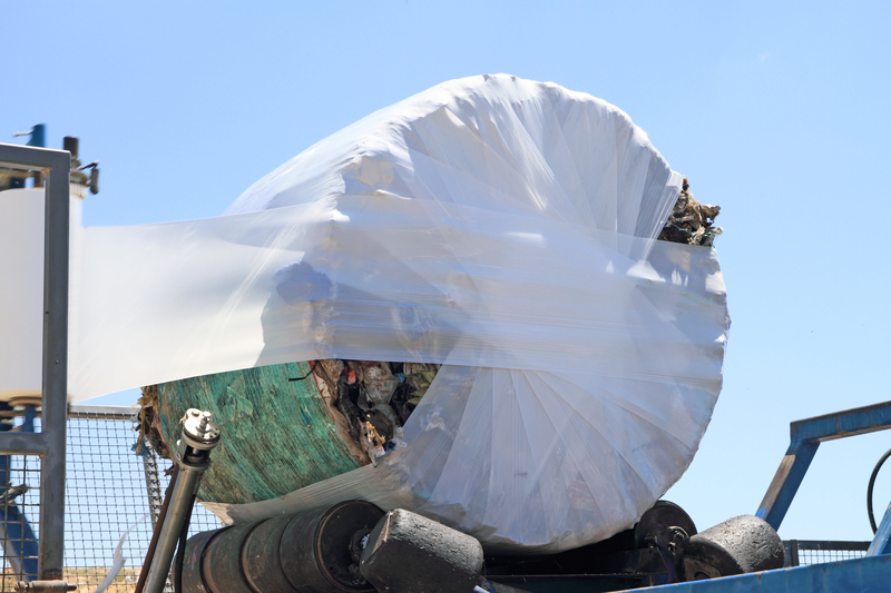 Say Goodbye to Overwhelming Mess with Hoarder Clean Up and Clutter Removal Pros